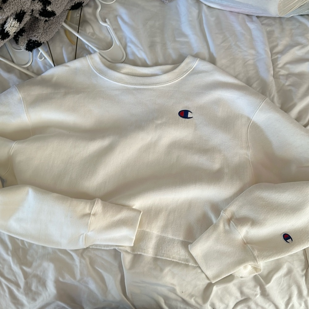 never worn women’s cropped champion crew neck